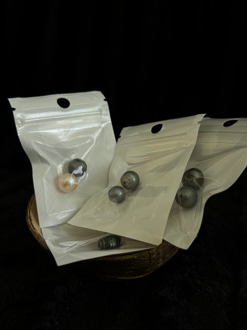 2 pcs fresh water pearls