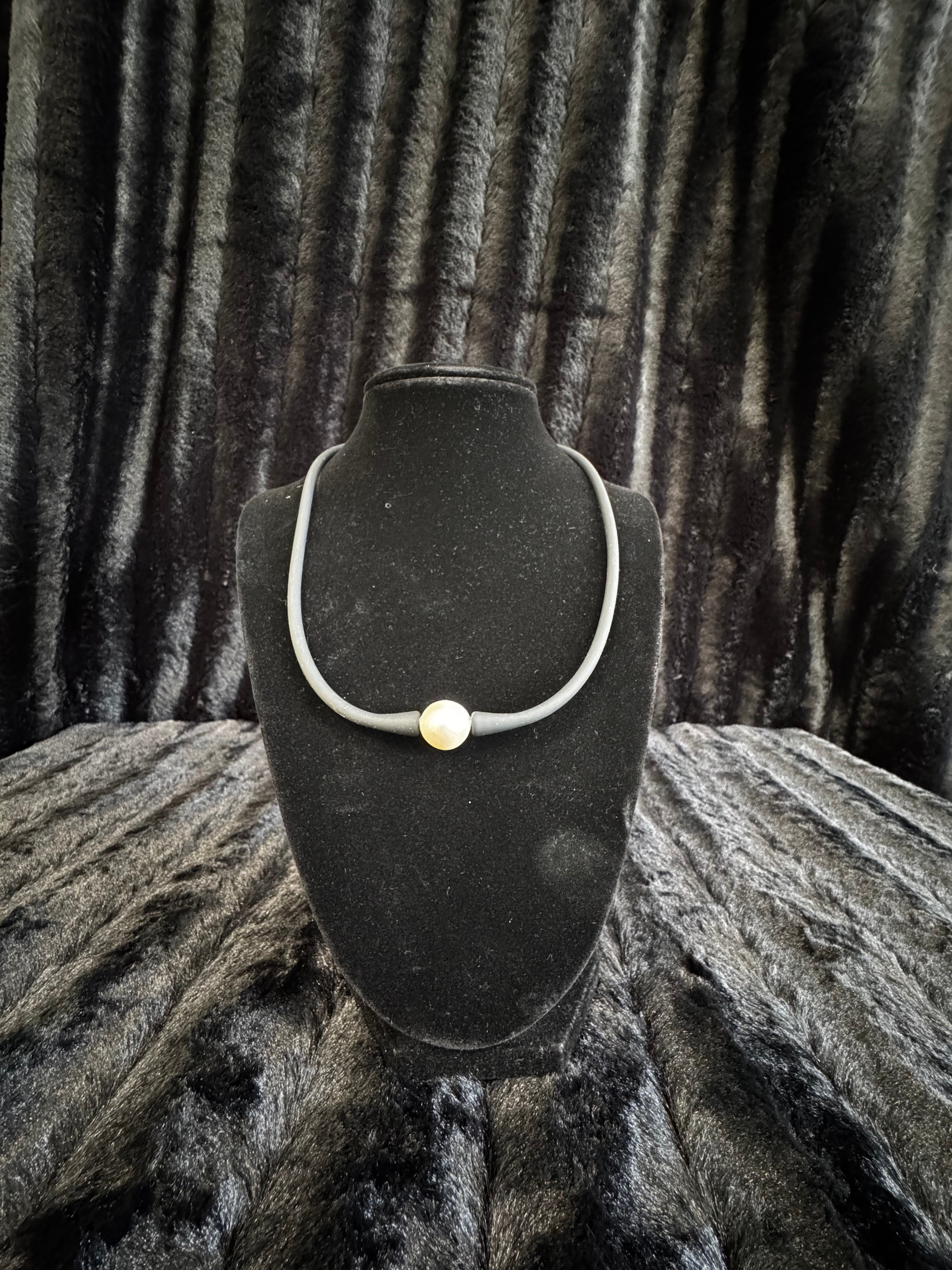 Fresh water Pearl choker