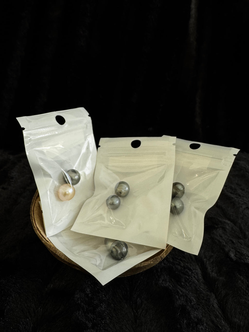 2 pcs fresh water pearls