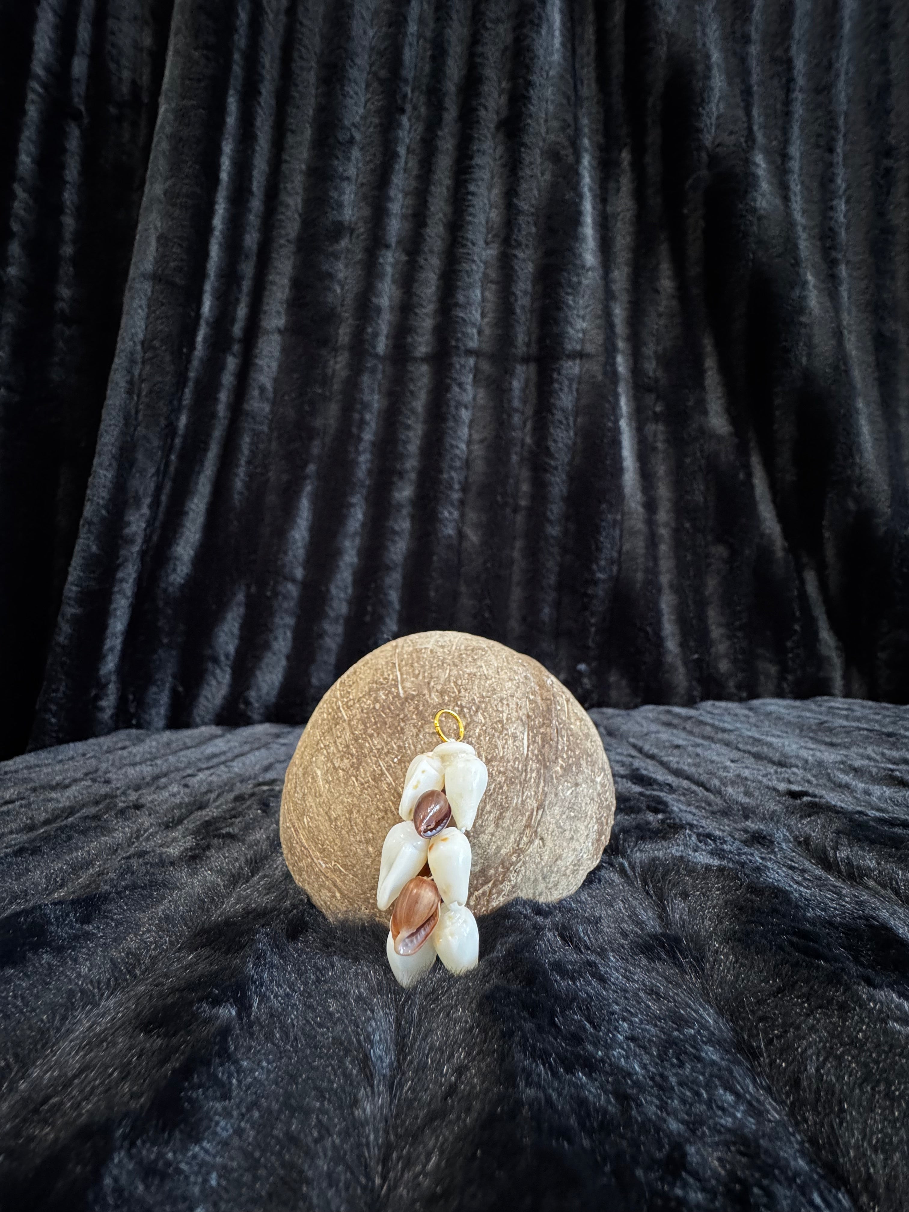 Alilea & Poleho Pendant