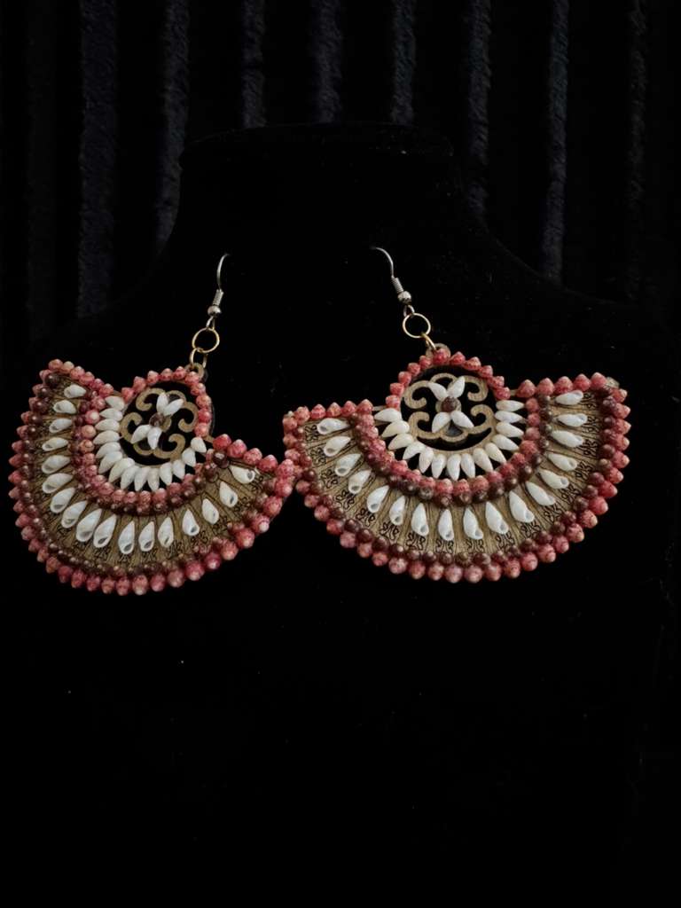 Niihau Shells Post Earring